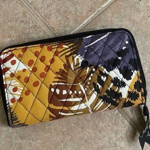 Vera Bradley Accordion zip wallet Painted Feathers pattern